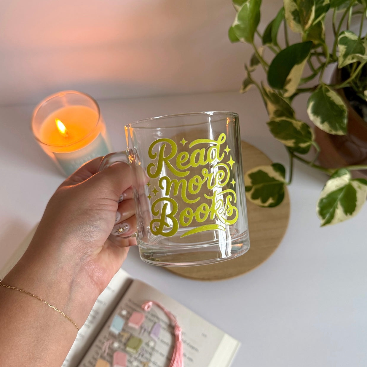 Read More Books Bookish Glass Mug – Aesthetic Clear Mug for Coffee & Book Lovers