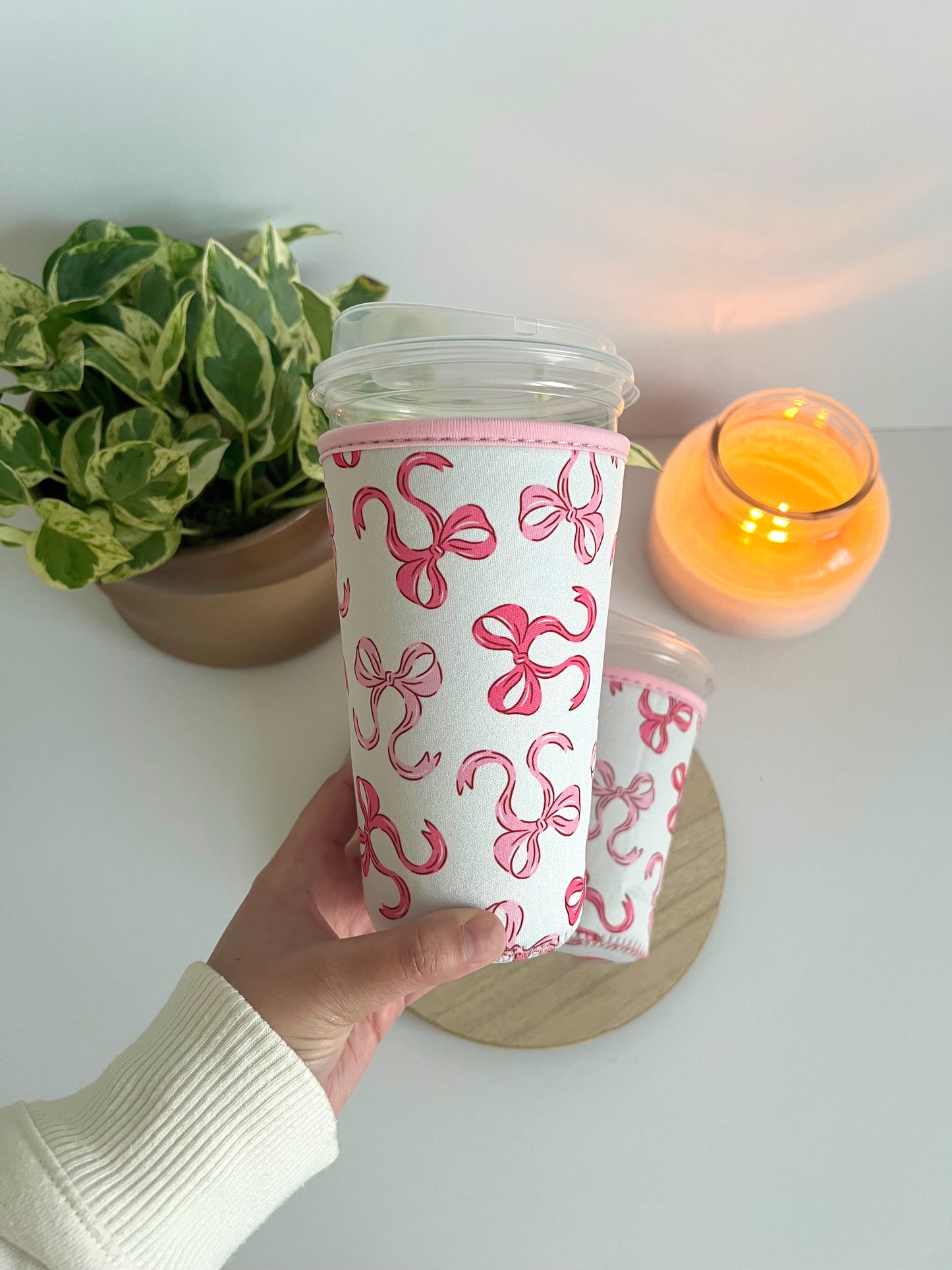 Light Pink Bow Iced Coffee Sleeve