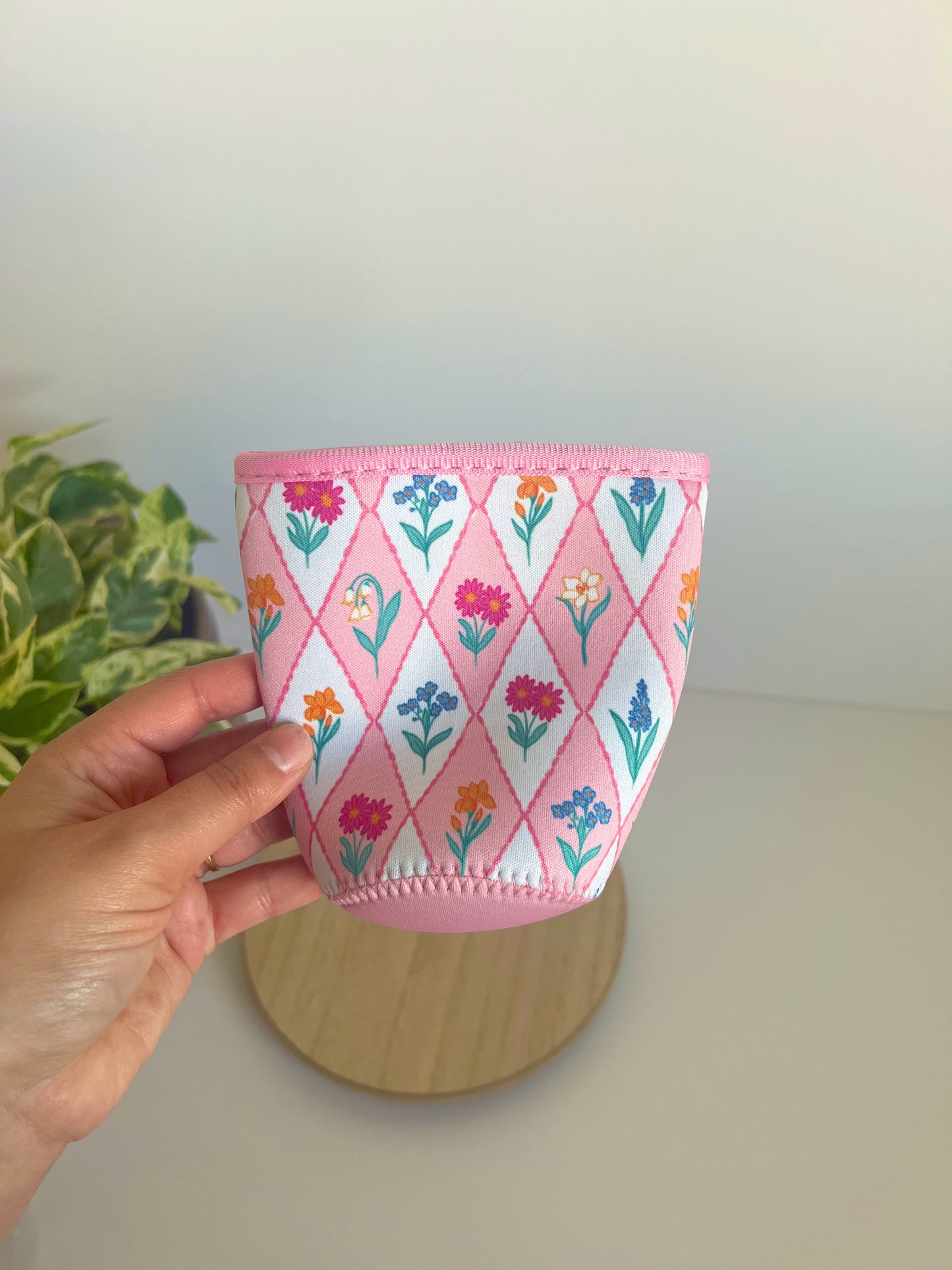 Diamond Wildflower Iced Coffee Sleeve