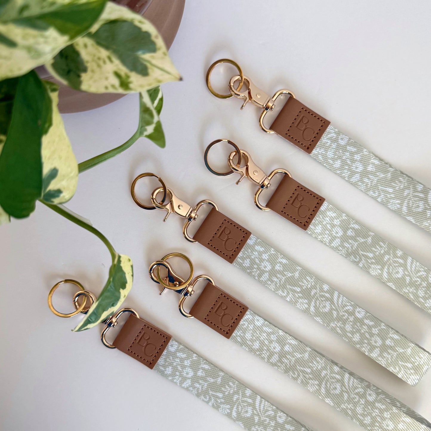 Ditsy Green Floral Wristlet Keychain