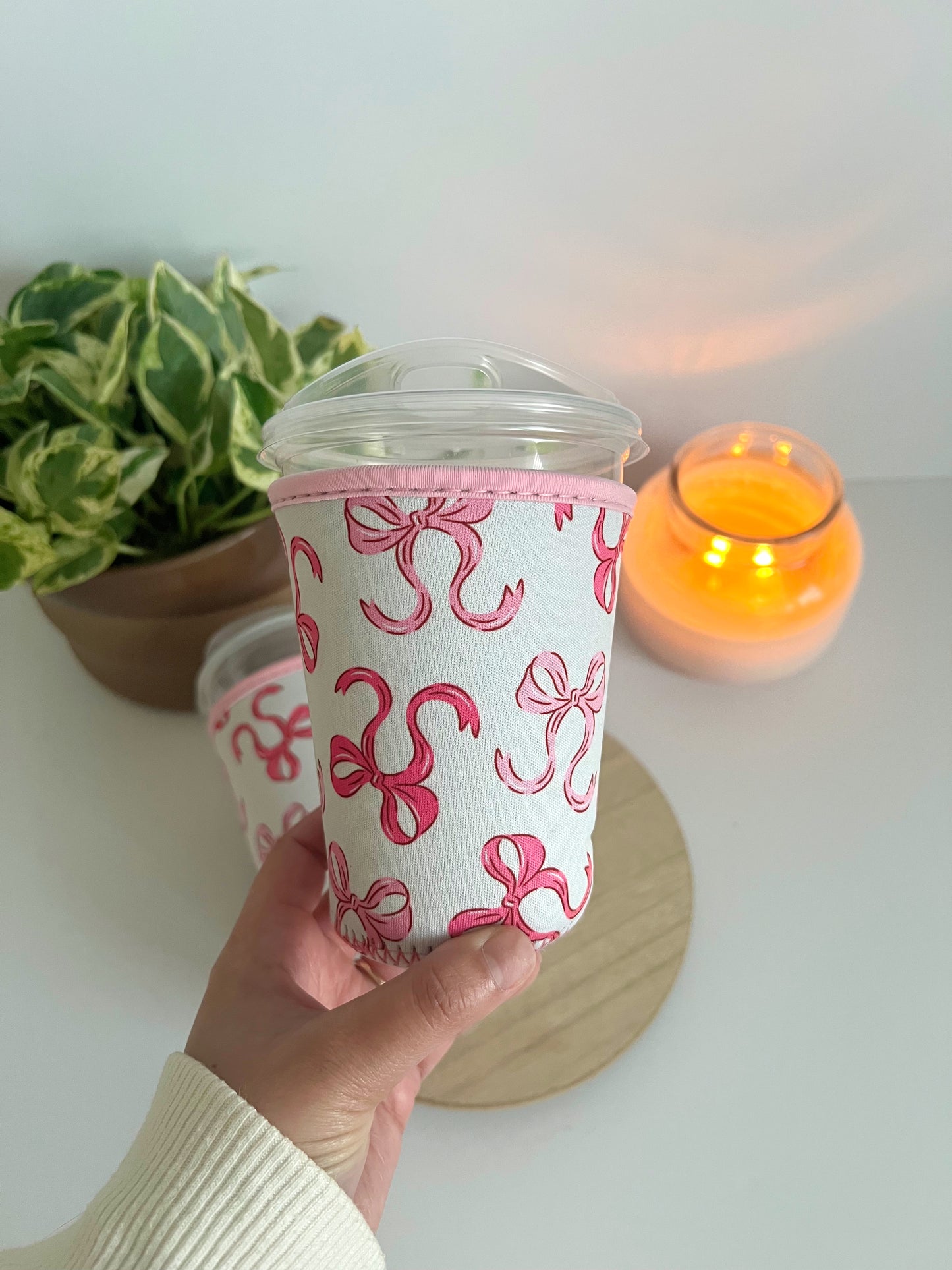 Light Pink Bow Iced Coffee Sleeve