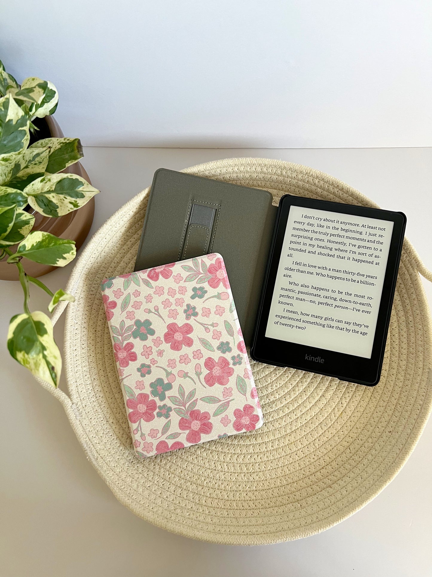 Pink and Green Floral Kindle Case