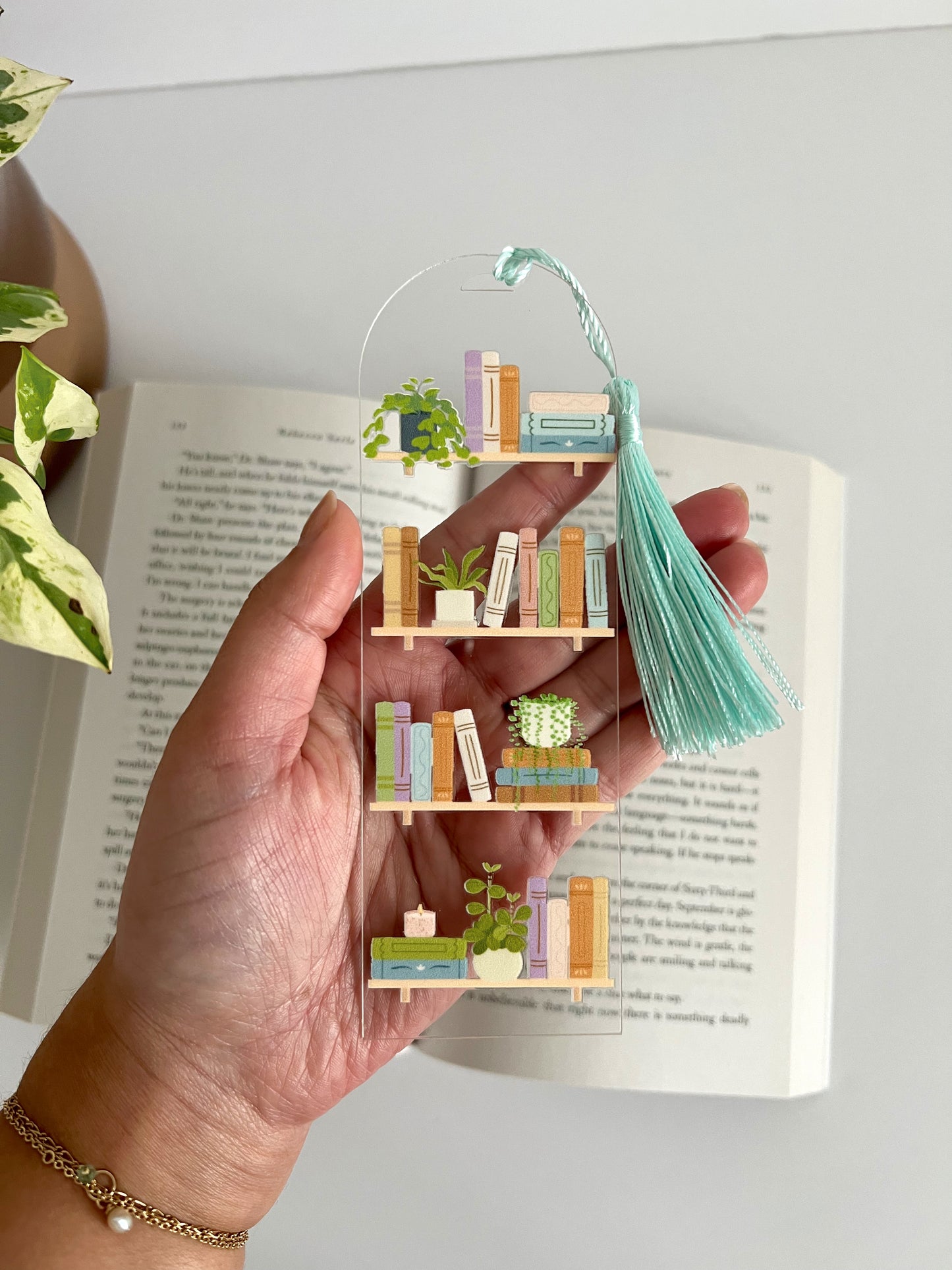 Bookshelf Bookmark