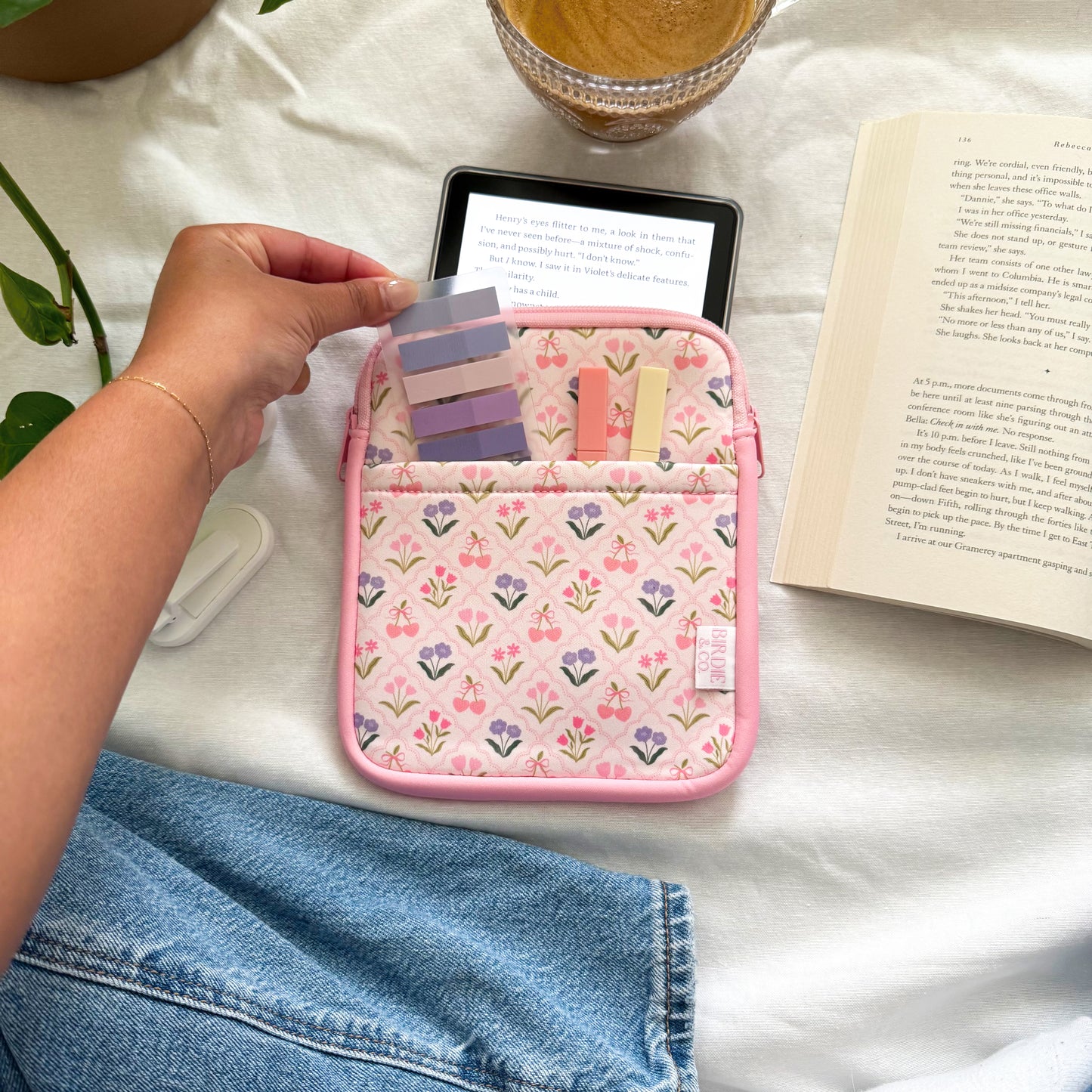 Neutral Diamond Floral Kindle Sleeve