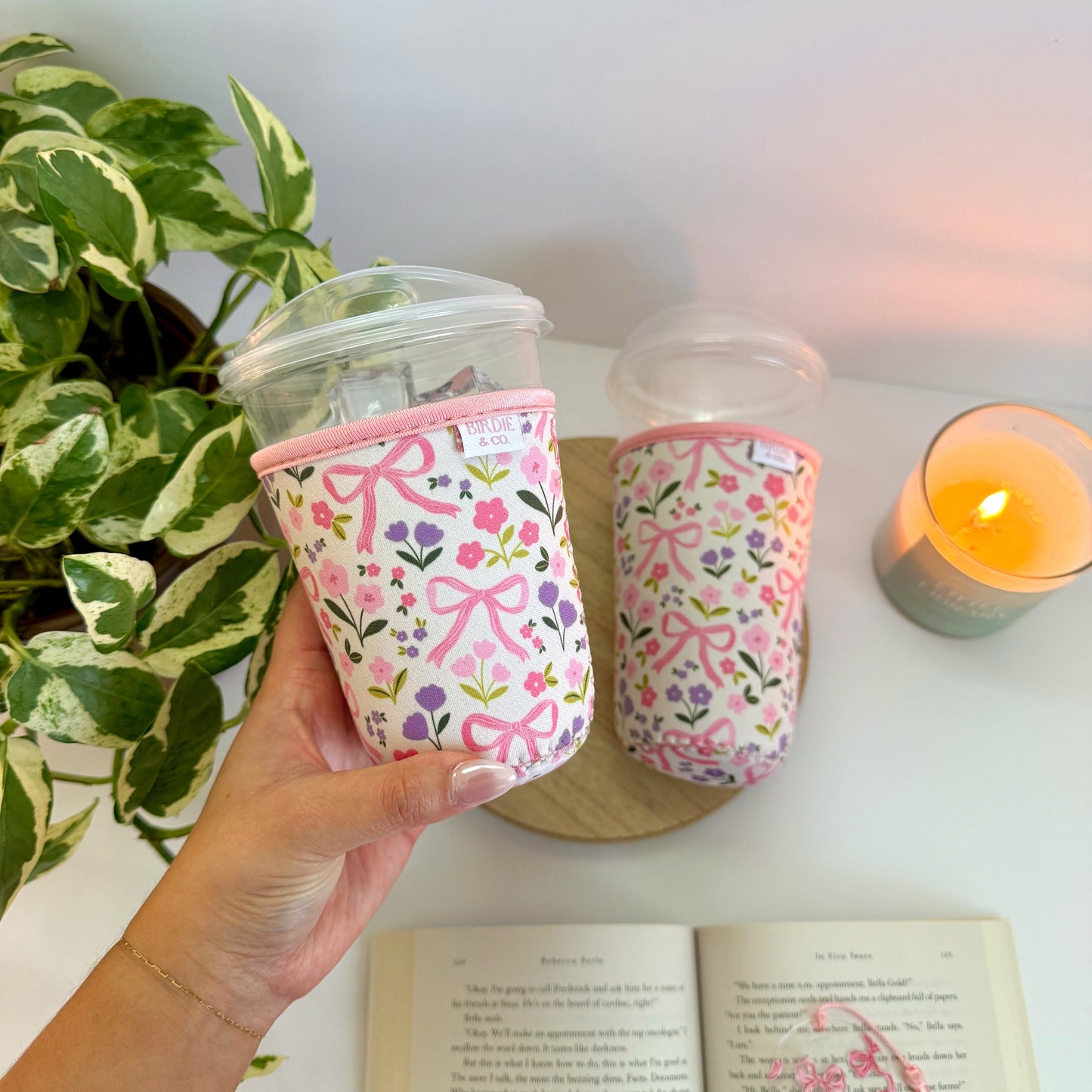 Coquette Bows & Flowers Iced Coffee Sleeve – Reusable Cup Holder for Coffee Lovers