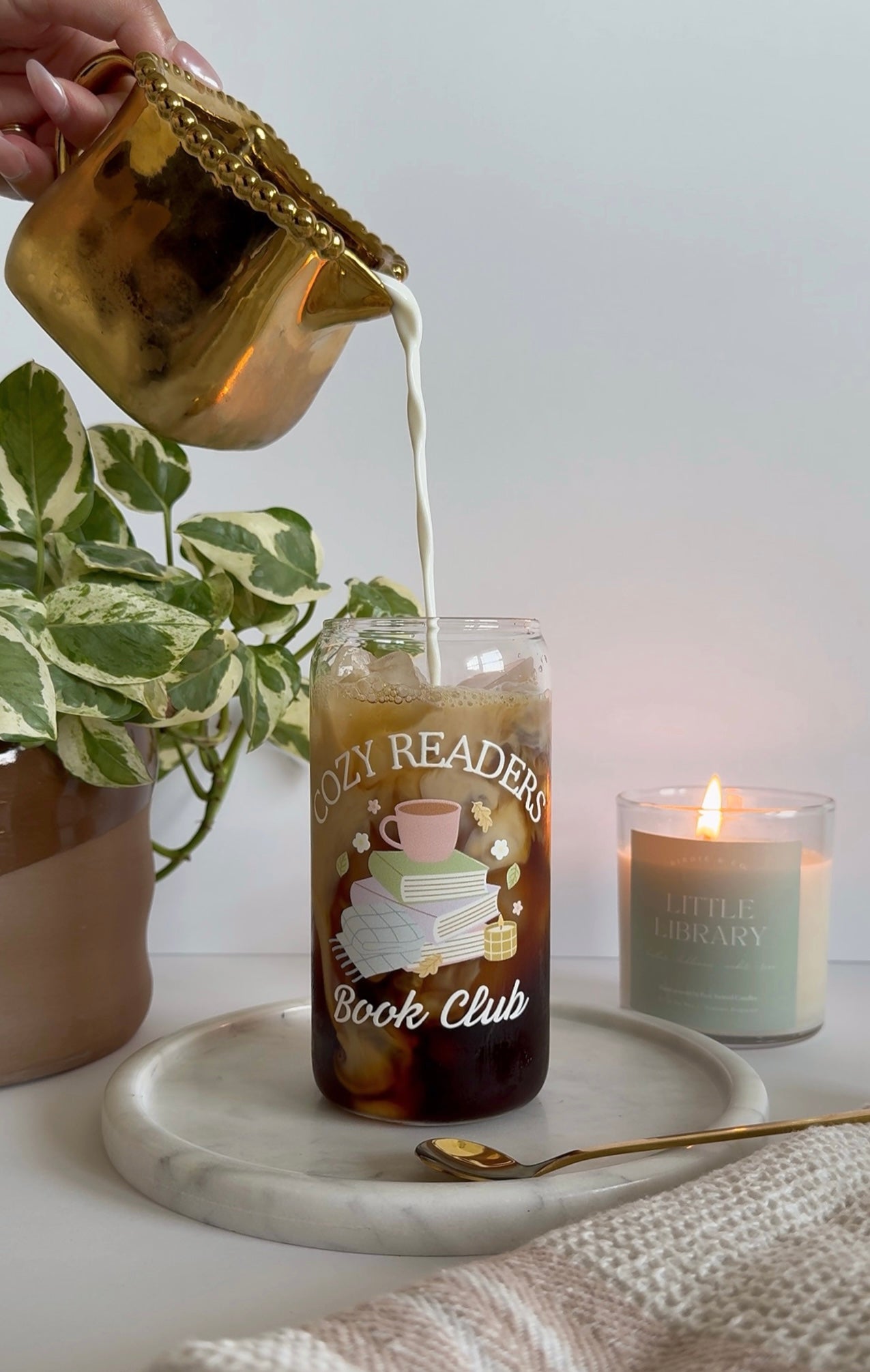 Cozy Readers Book Club Iced Coffee Glass – Reusable Glass Can Cup for Book Lovers & Coffee Enthusiasts