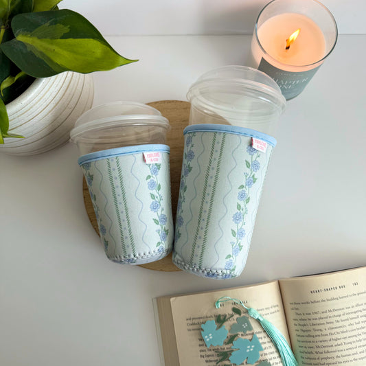 Blue and Green Wavy Floral Iced Coffee Sleeve