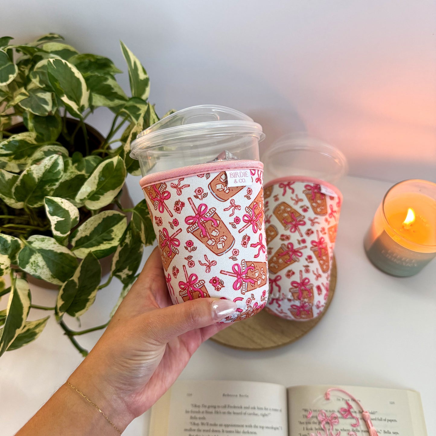 Coffee and Bows Iced Coffee Sleeve – Reusable Cup Holder for Coffee Lovers