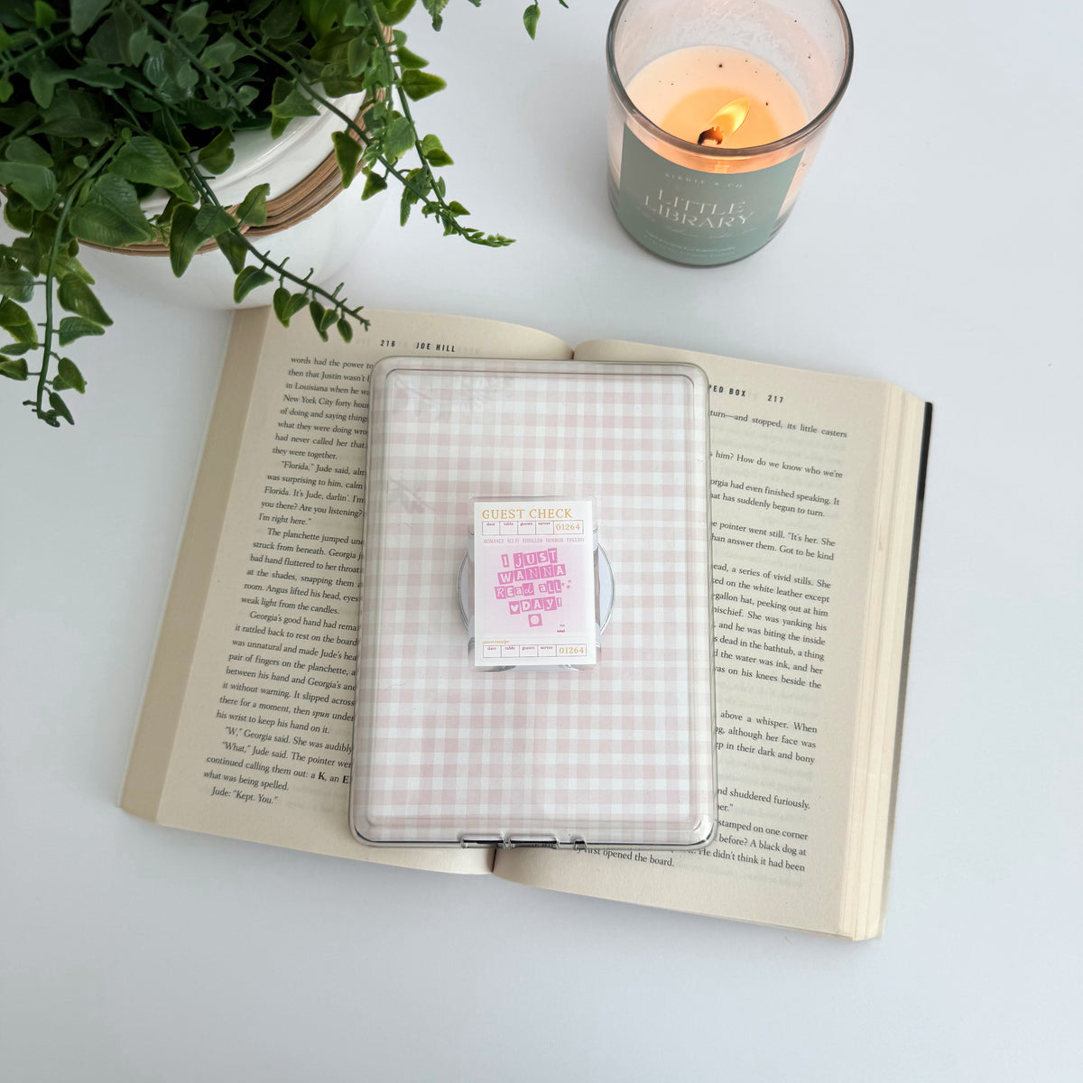 Read all Day Kindle Grip
