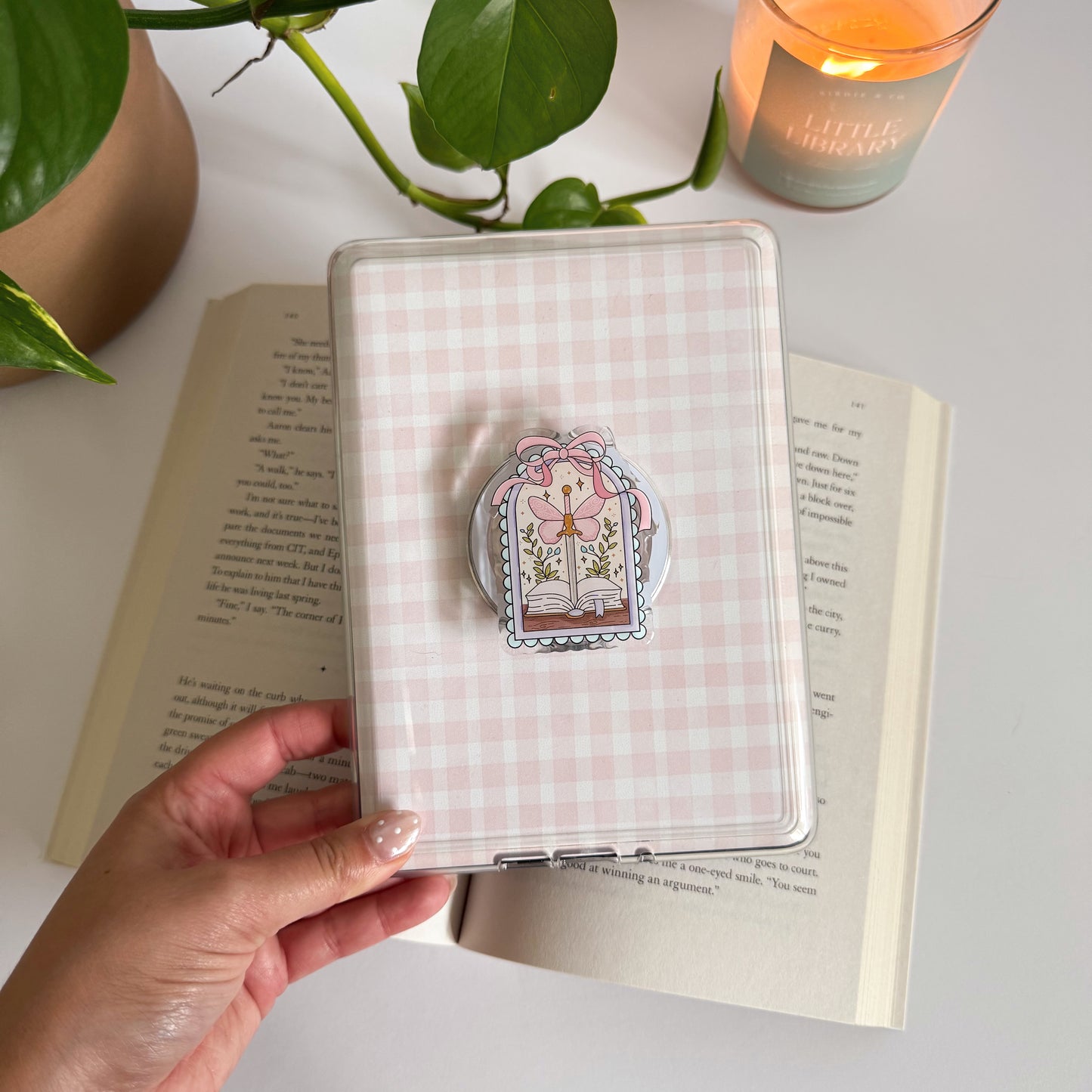 Fantasy Book Frame Kindle Grip