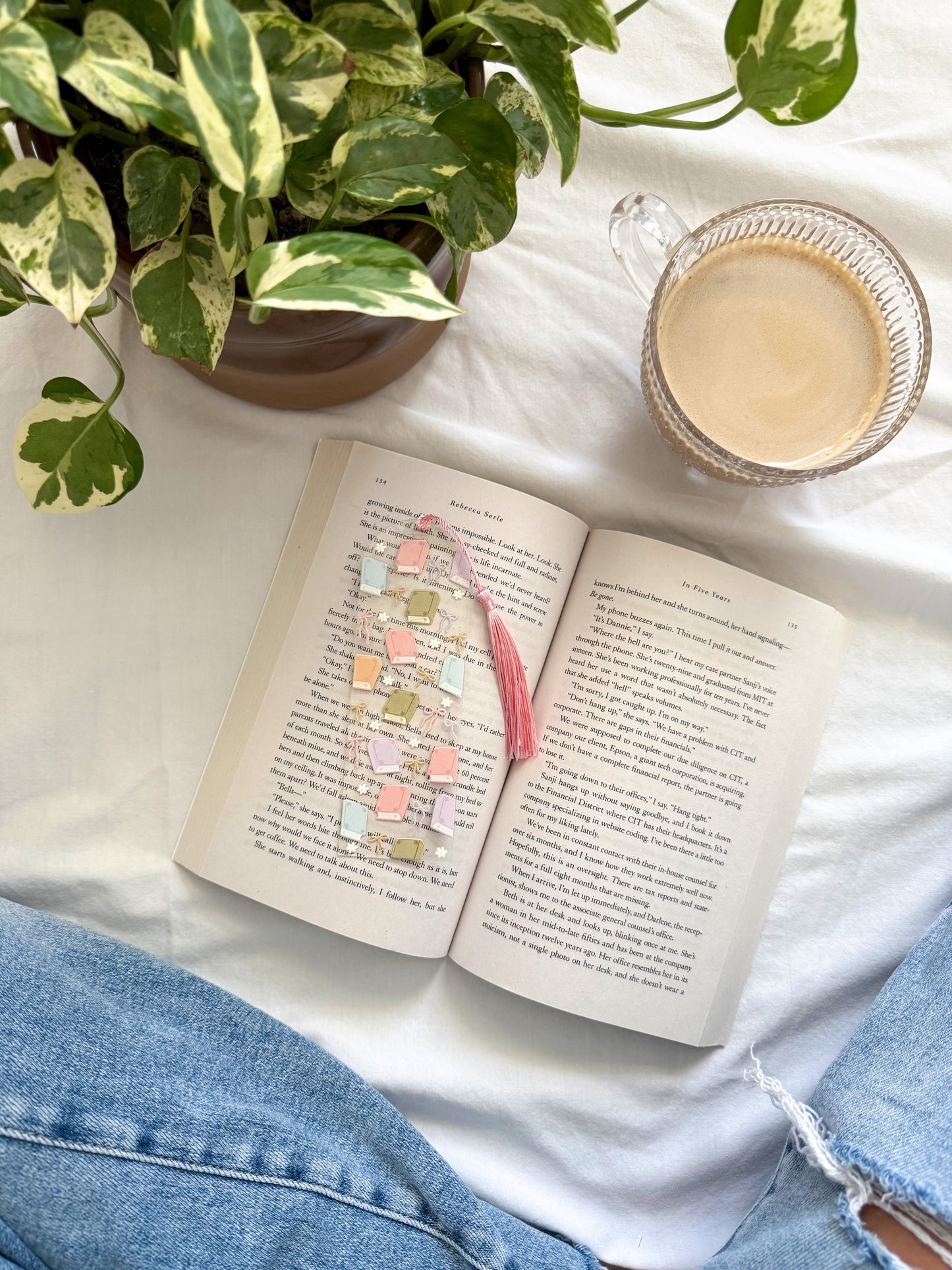 Pastel Acrylic Bookmark with Tassel – Cute Bookish Gift for Readers, Students & Teachers
