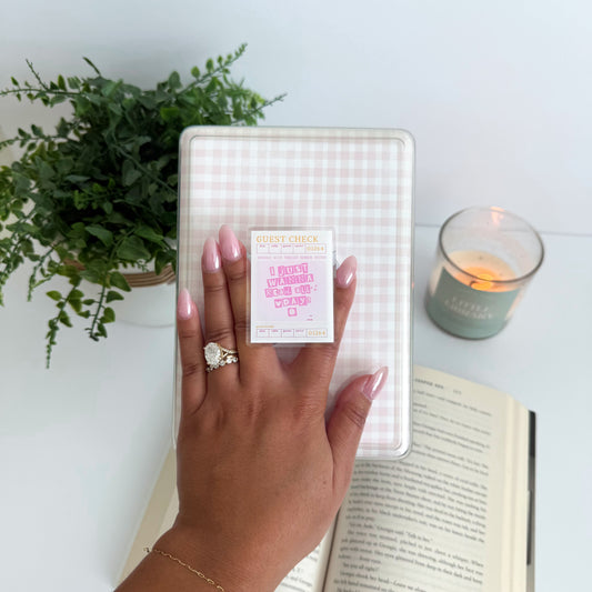 Read all Day Kindle Grip